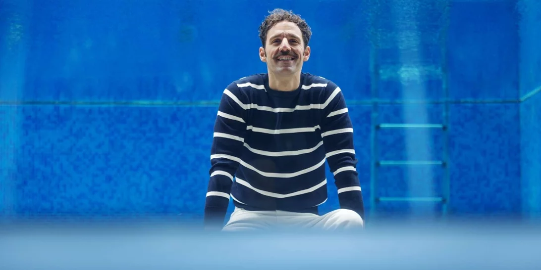 Ο Αντώνης Τσαπατάκης βρήκε τα must have items της άνοιξης