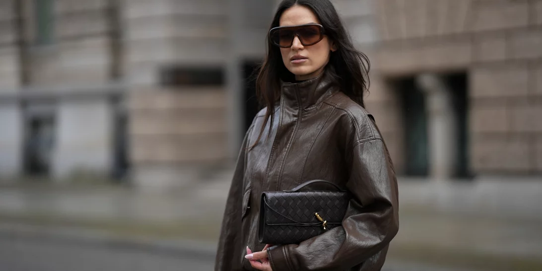 Black Cherry | Ο πιο chic και ασφαλής τρόπος να δώσεις φως στα σκούρα μαλλιά