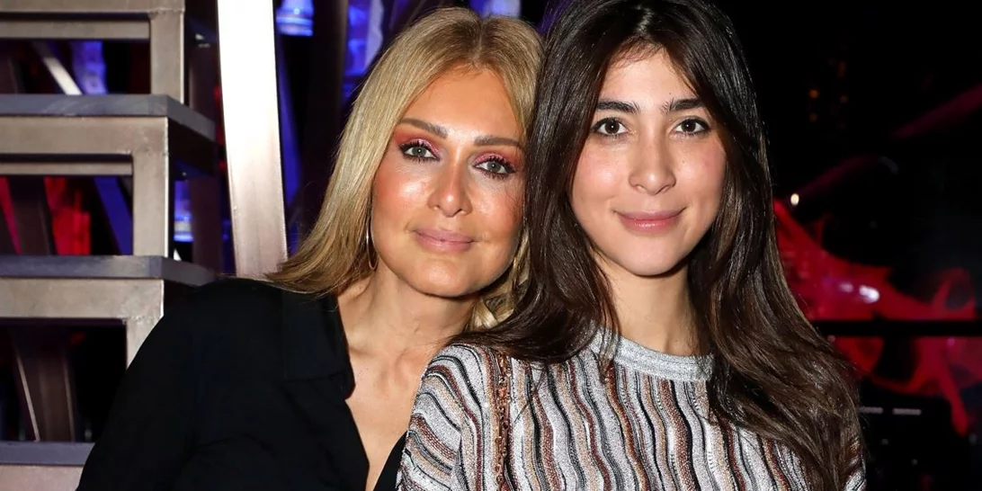 Νατάσα Θεοδωρίδου | Αγκαλιά με τη Χριστιάνα της