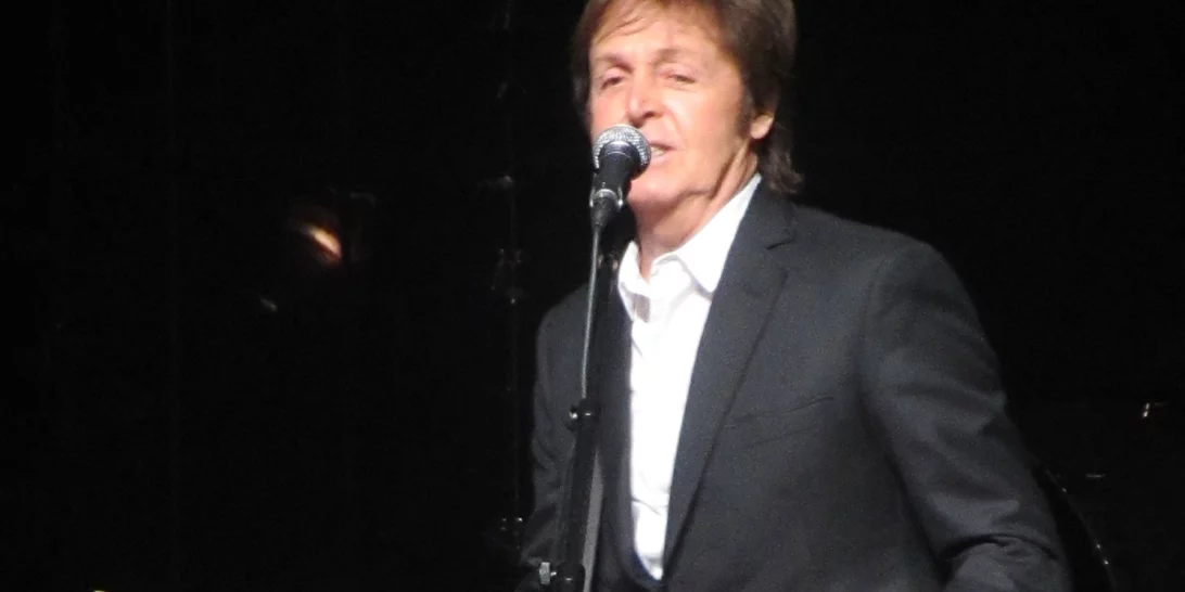 Πέθανε η δημοσιογράφος Maureen Cleave - Έγινε γνωστή για τα άρθρα της για τους Beatles