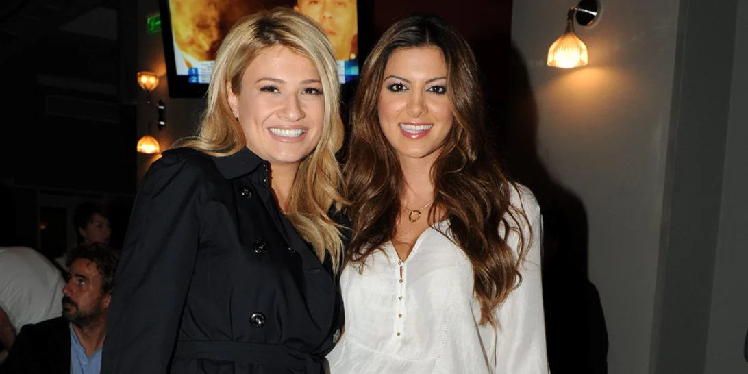 Πράσινο πουκάμισο | Η Φαίη Σκορδά και η Σταματίνα Τσιμτσιλή φόρεσαν την hot απόχρωση της σεζόν