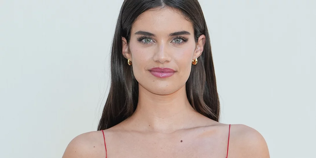 "Boyfriend Blush" Trend | Το viral look μακιγιάζ που χαρίζει την πιο φρέσκια και νεανική όψη στο πρόσωπο