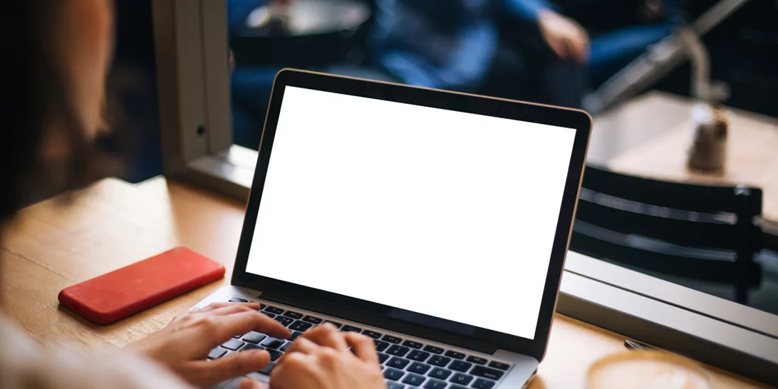 Γλυφάδα | Συνελήφθη γνωστό μοντέλο για διακίνηση κοκαΐνης- Την είχε κρύψει στο τζιπ που οδηγούσε