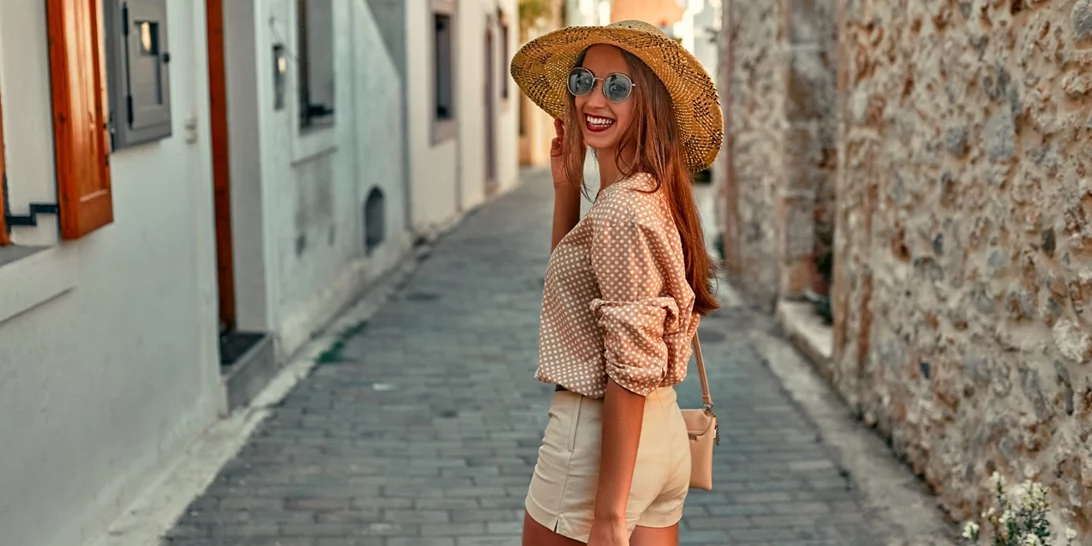 4 last minute συμβουλές μόδας για τις διακοπές που πρέπει να γνωρίζεις