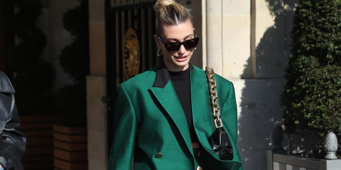 Hills of Green | Τα κομψά κομμάτια στο πιο δημοφιλές χρώμα της σεζόν Φθινόπωρο 2024