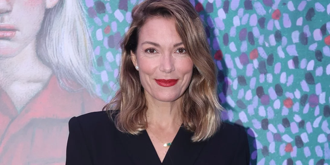 Βίκυ Καγιά | "Όταν ήμουν 8 χρονών κοιμήθηκα κάτω από το δέντρο ένα ολόκληρο βράδυ για να δω αν υπάρχει Άγιος Βασίλης"