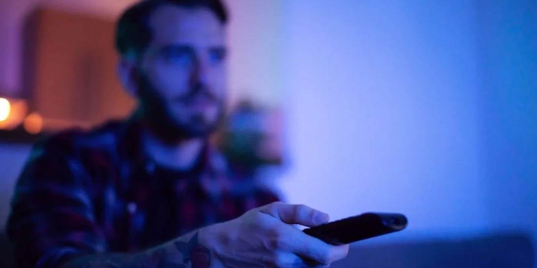 To Netflix επιβραβεύει το binge watching