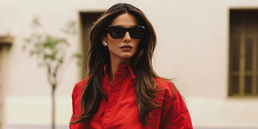 Η Ηλιάνα Παπαγεωργίου με το χρώμα νυχιών που θα "φορεθεί" περισσότερο από το μπορντό τους επόμενους μήνες