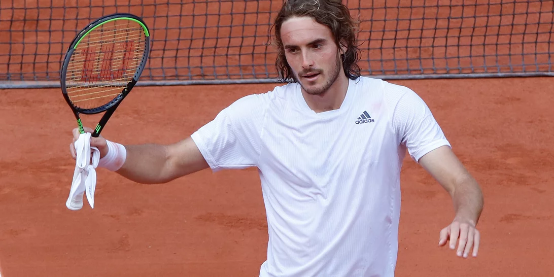 Στέφανος Τσιτσιπάς | Το ξεφάντωμα σε νυχετρινό κέντρο και η φωτογραφία με τον Κωνσταντίνο Αργυρό