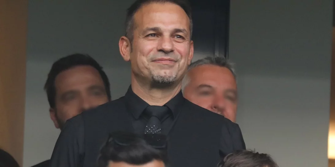 Ντέμης Νικολαΐδης | Η τούρτα έκπληξη στο γήπεδο και το σχόλιο της συντρόφου του