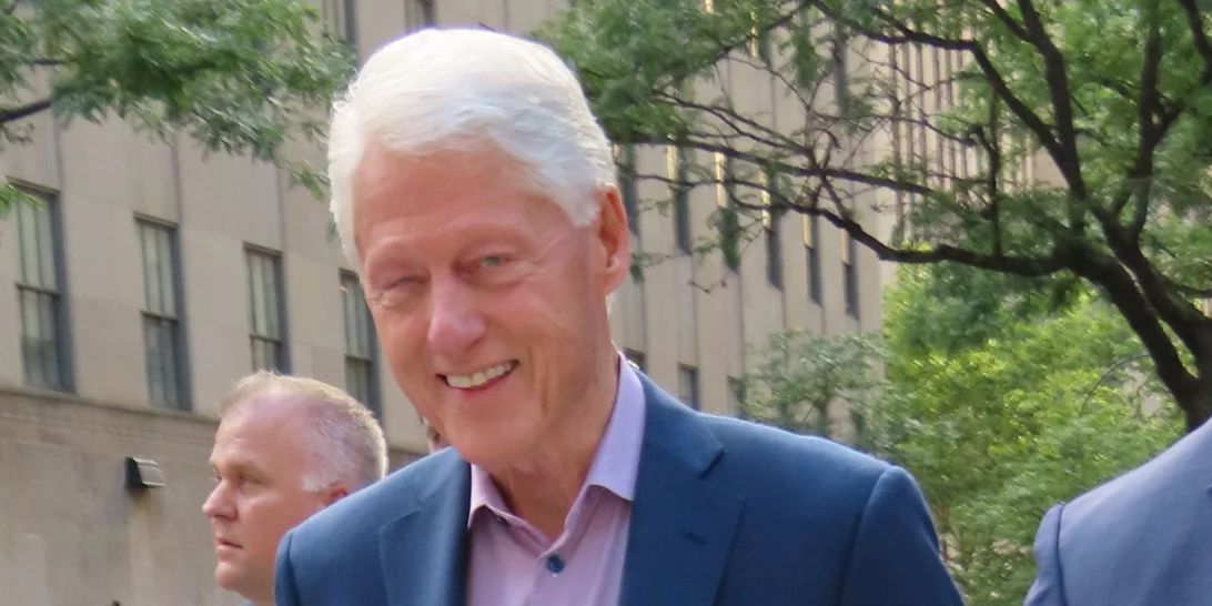 Ο Bill Clinton εισήχθη εσπευσμένα στο νοσοκομείο