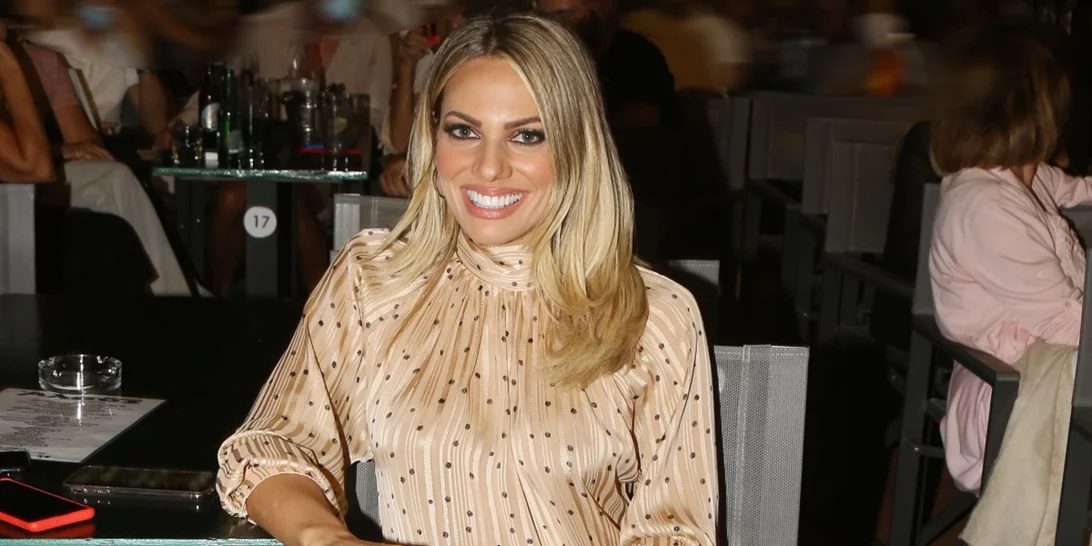 Ιωάννα Μαλέσκου | Φόρεσε το top χρώμα της άνοιξης που δεν πρέπει να λείπει από τα looks σου