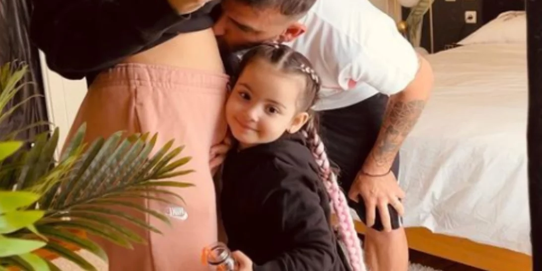 Γνωστή Ελληνίδα influencer ανακοίνωσε ότι περιμένει το δεύτερο παιδί της