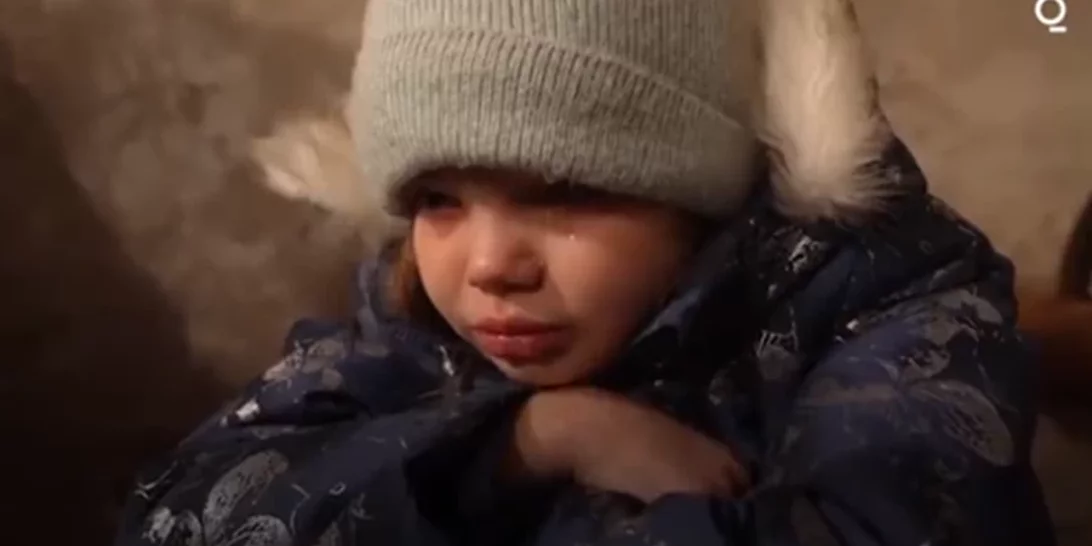 Πόλεμος στην Ουκρανία - Βίντεο "γροθιά στο στομάχι" | "Δεν θέλω να πεθάνω", λέει ένα παιδάκι κλαίγοντας