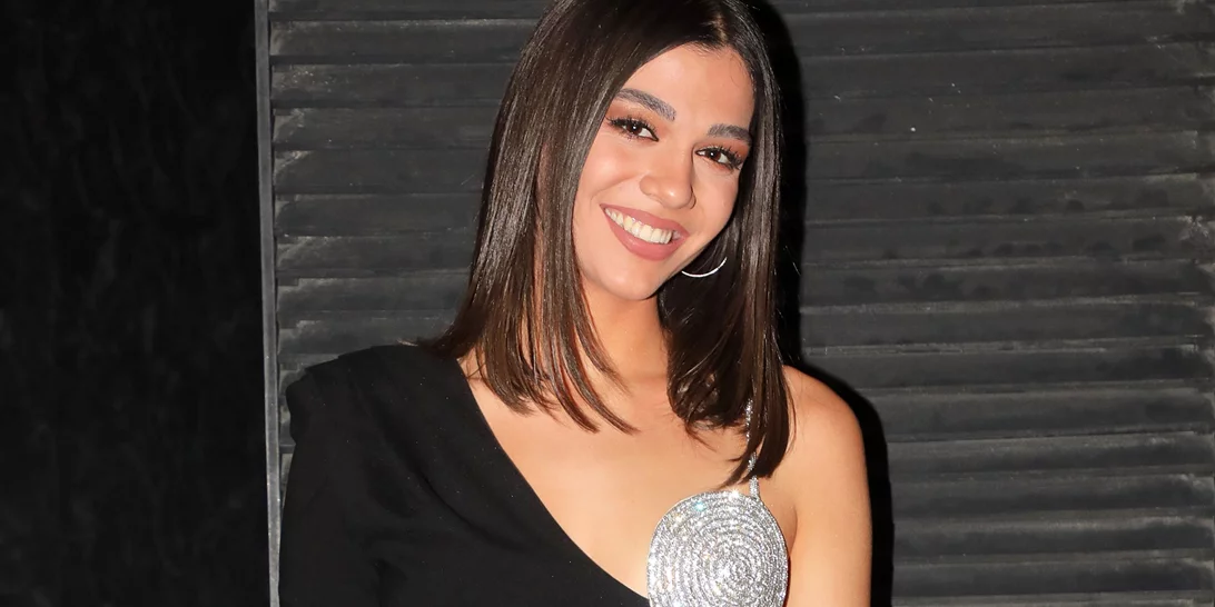 "Υπέροχη φωνή" | Η Μελίνα Νικολαΐδη ερμηνεύει Adele και αποδεικνύει ότι κληρονόμησε το ταλέντο της μαμάς της