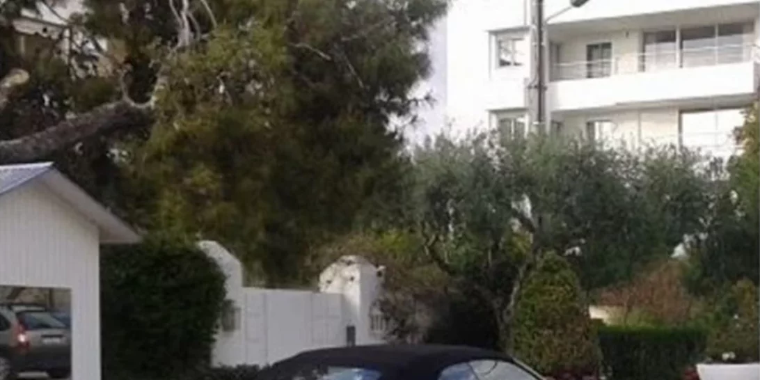 Πουλήθηκε η ιστορική οικία Μητσοτάκη στη Γλυφάδα