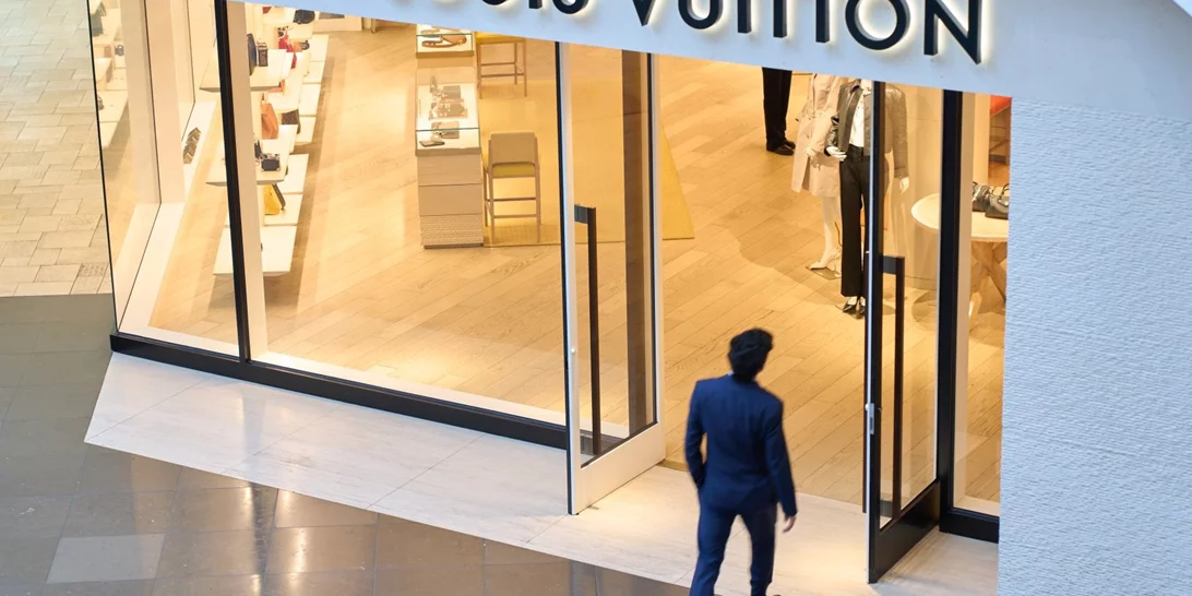 Ο Louis Vuitton γιορτάζει την 130η επέτειο του μονογράμματός του με pop-up εμπειρία στο Soho