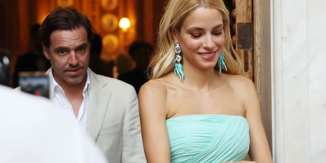 Δούκισσα Νομικού | Φωτογραφίζει τον Σάββα της στο παιδικό του δωμάτιο