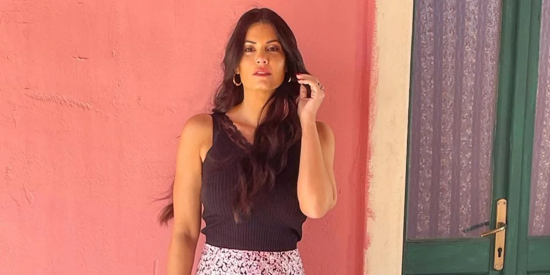 Έχεις μεγάλο στήθος και αναζητάς το τέλειο μαγιό; Η Μαρία Κορινθίου προτείνει τα ιδανικά σχέδια