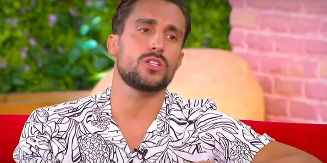 Σάκης Κατσούλης | "Τη Μαριαλένα την αγαπάω και δε θέλω να την πάρει κανείς από τη ζωή μου"