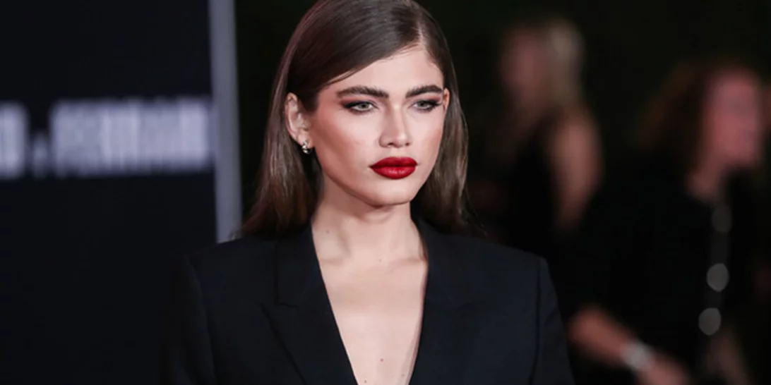 Το τρανς μοντέλο, Valentina Sampaio, είναι η νέα μούσα του οίκου Αrmani