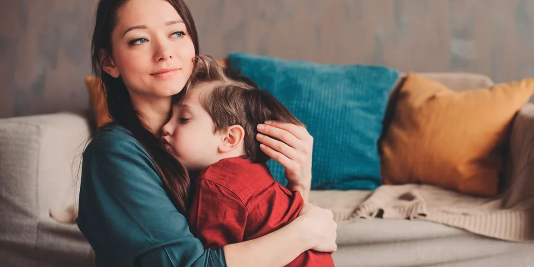 "Δεν είμαι καλή μαμά, αν φωνάζω" | Πώς να διαχειριστείς τις ενοχές που νιώθουμε όλες οι μαμάδες