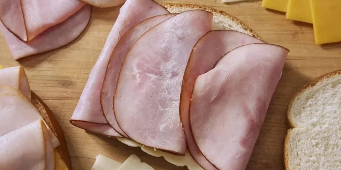 Τα 10 πιο καρκινογόνα καθημερινά τρόφιμα - σύμφωνα με τον ΠΟΥ