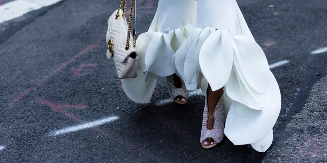 Καλεσμένη σε γάμο | Τα stylish παπούτσια που θα ολοκληρώσουν το look σου