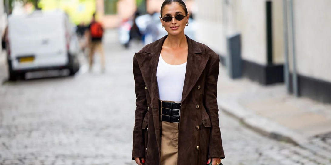 Η ζώνη είναι το It αξεσουάρ του 2025 | Πώς θα την φορέσετε κομψά