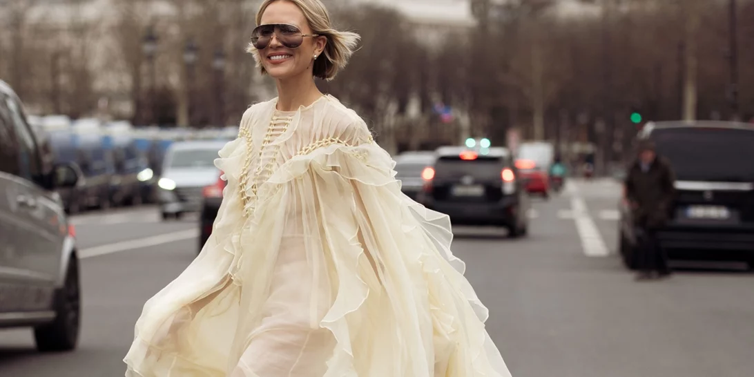 Τη φετινή άνοιξη αντί για μπεζ θα φορέσεις buttermilk