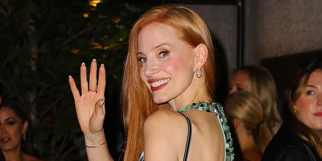 Το γιορτινό μανικιούρ που θα κάνει την εμφάνισή σου να δείχνει πιο ακριβή