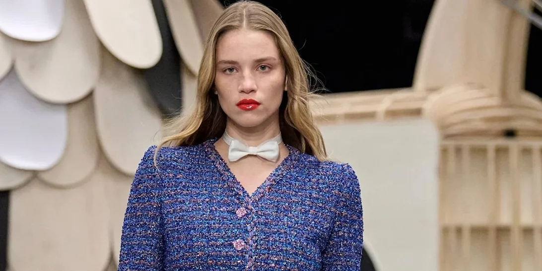 To it χρώμα στα χείλη για την άνοιξη σύμφωνα με τον οίκο Chanel