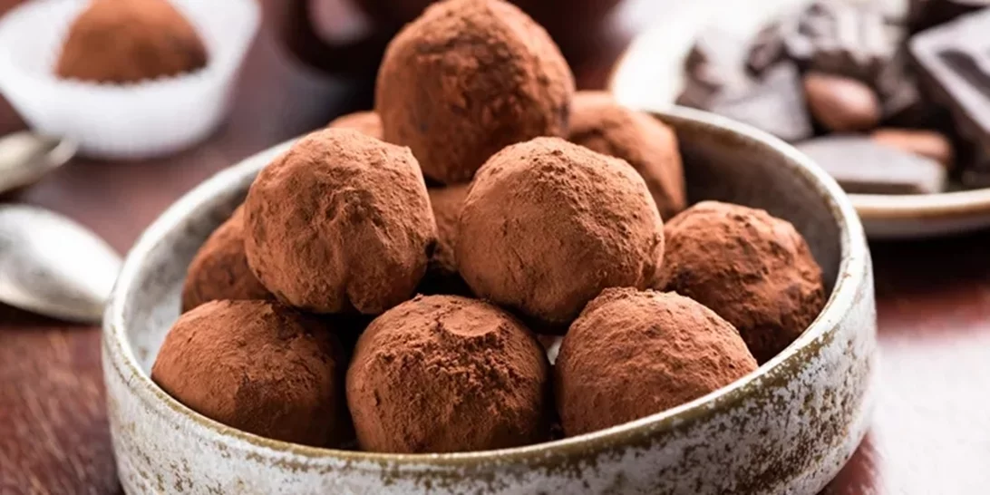 Τρουφάκια με αβοκάντο και άλλα 2 υλικά - είναι και vegan