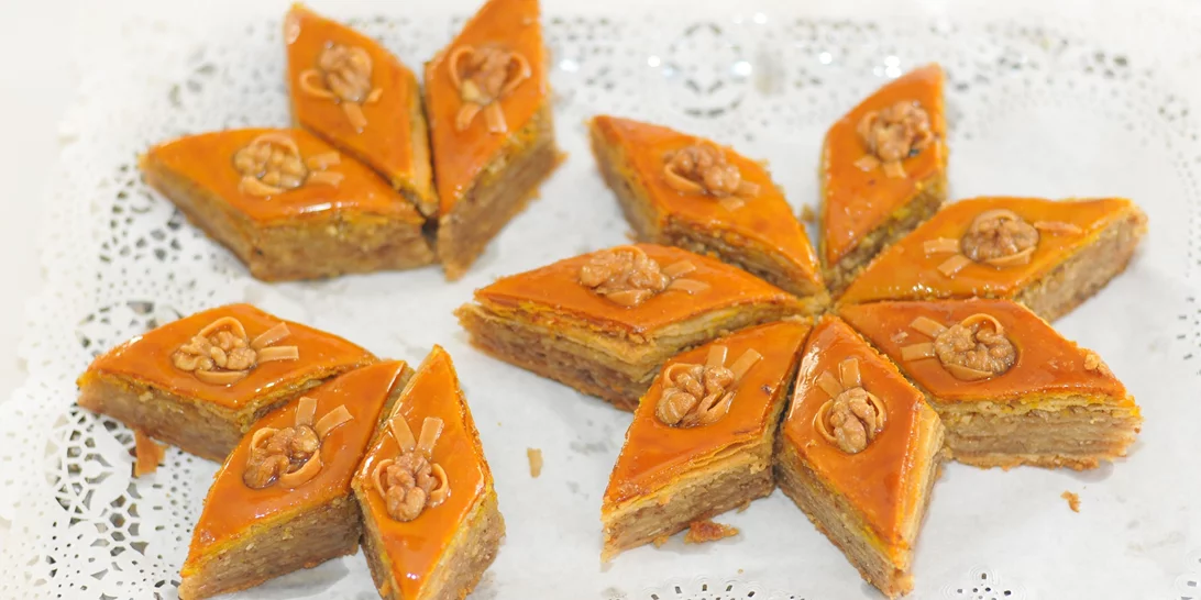 Εορτολόγιο | Ποιος γιορτάζει σήμερα, 30 Ιουνίου