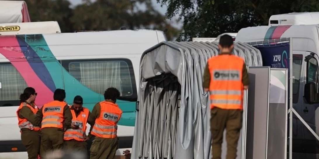 Απελευθερώθηκαν οι πρώτοι 7 Ισραηλινοί όμηροι, ακολουθούν άλλοι 13 - Στο Ισραήλ ο Donald Trump
