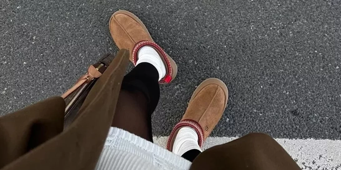 Λευκές κάλτσες που έχουν μαυρίσει | Πώς θα τις επαναφέρεις με 2 βήματα