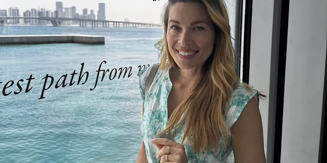 Με μαντίλα στο Άμπου Ντάμπι η Μαριέττα Χρουσαλά