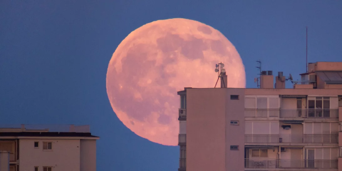 Απόψε και αύριο η πρώτη υπερ-πανσέληνος του 2021
