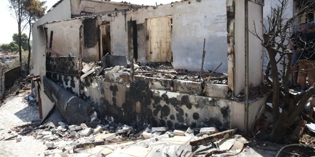 Καταβλήθηκαν οι αποζημιώσεις στους πληγέντες από την πυρκαγιά στο Κρυονέρι Αττικής τον φετινό Ιούλιο