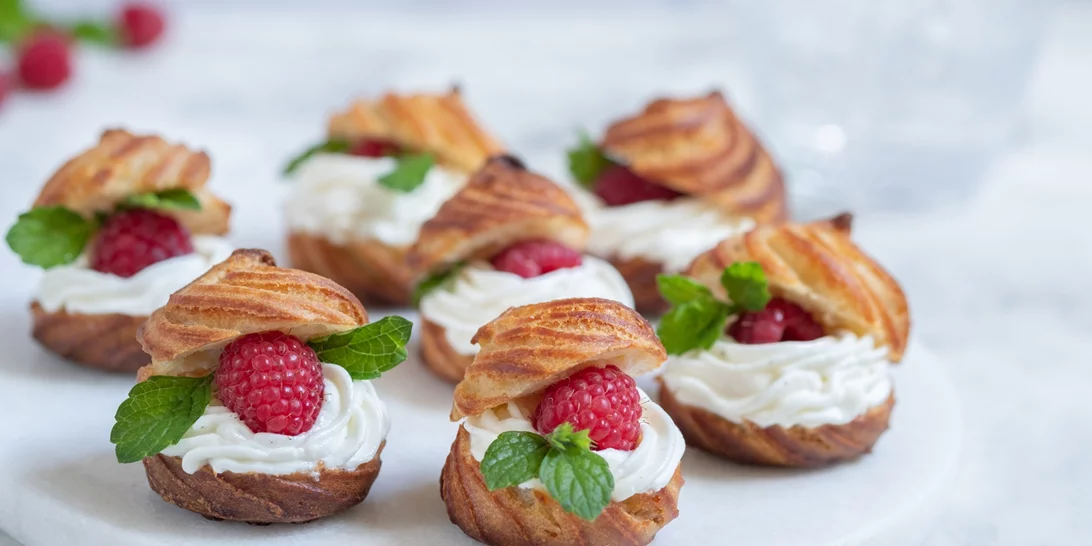 Εορτολόγιο | Ποιοι γιορτάζουν σήμερα, 26 Ιουνίου