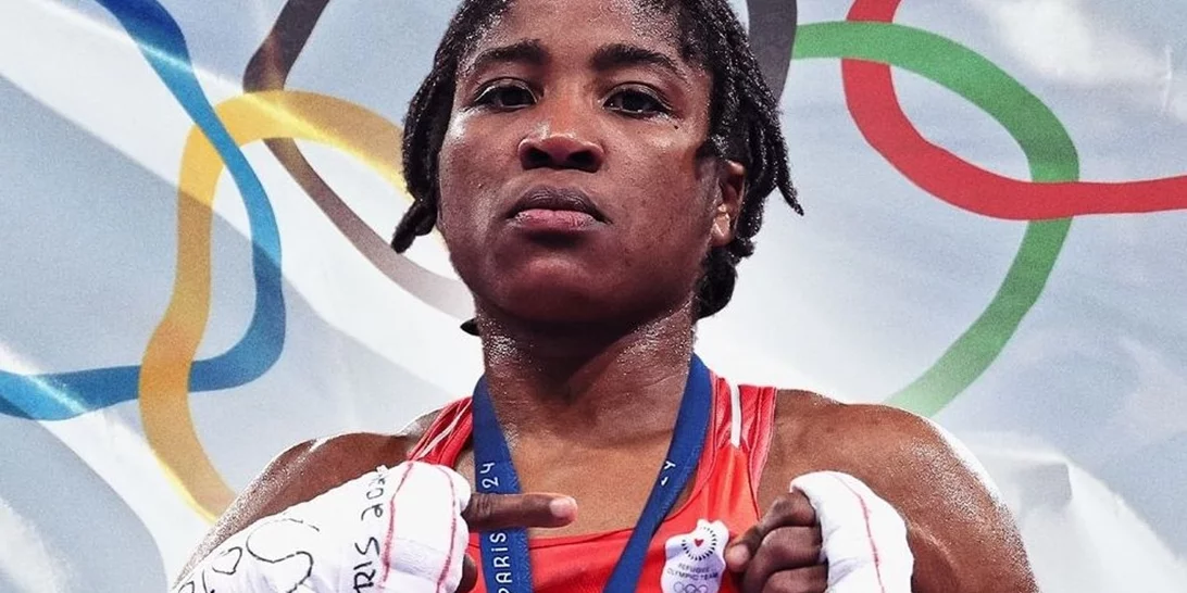 Ολυμπιακοί Αγώνες 2024 | Η πρώτη πρόσφυγας που παίρνει μετάλλιο - Δεν επιστρέφει στην πατρίδα της γιατί είναι ομοφυλόφιλη