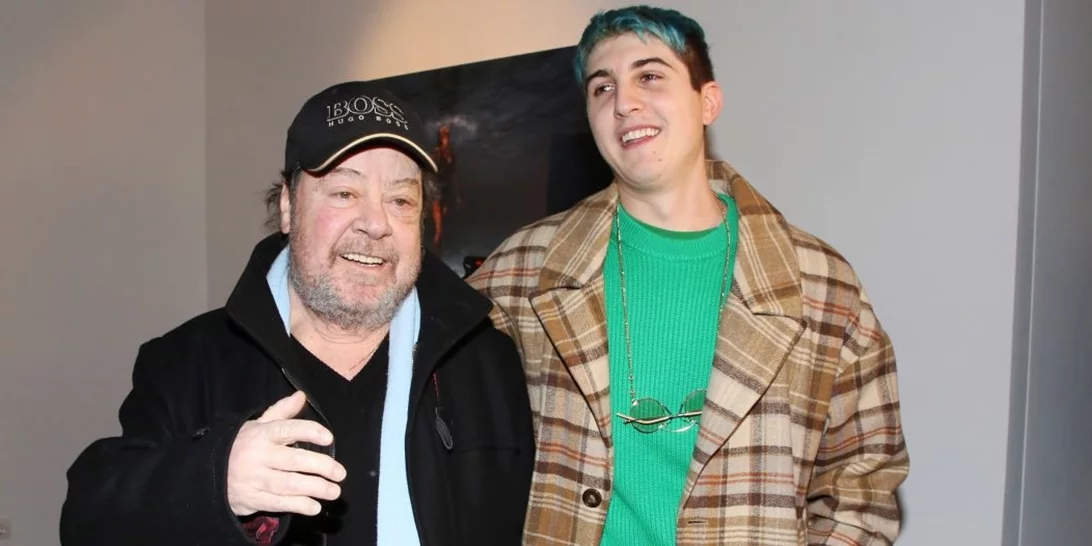 Νικόλας Βαρθακούρης | Τέλος τα μπλε μαλλιά για τον Good Job Nicky;