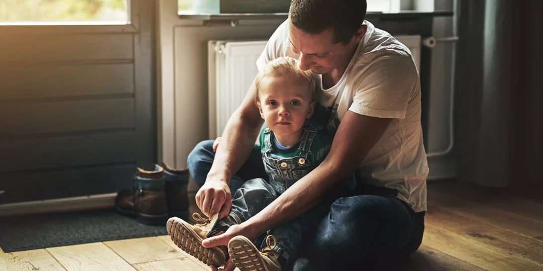 "Κάνε πιο γρήγορα": Η φράση που λέμε καθημερινά στα παιδιά μας τους προκαλεί μεγάλο άγχος