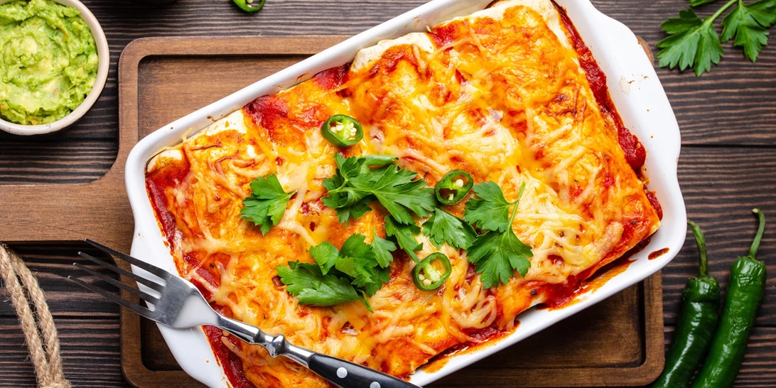 Η απόλυτη καλοκαιρινή πίτα για αρχάριους | Χωρίς φύλλο και έτοιμη σε 5 μόλις λεπτά