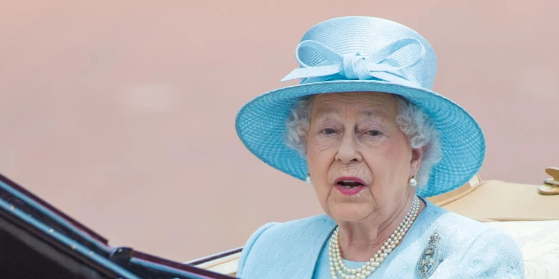 Πώς η Βασίλισσα Ελισάβετ έγινε είδωλο της ποπ κουλτούρας