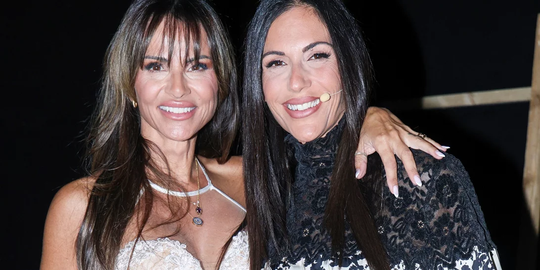 Ξανά σε ρόλο παρουσιάστριας η Aνθή Βούλγαρη | Η εμφάνιση στον Ελληνικό Κόσμο στο πλευρό καλής της φίλης