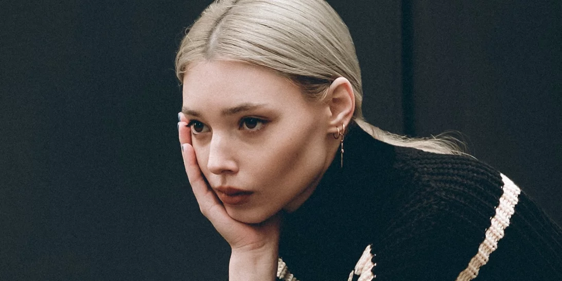 Calling all blondes | Βρήκαμε τον #1 τρόπο για να κάνεις για το απόλυτο "παγωμένο" ξανθό χρώμα στα μαλλιά σου