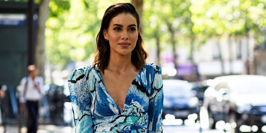 Καλεσμένη σε βάπτιση | Τα ωραιότερα χτενίσματα που μπορείς να κάνεις αν έχεις καρέ μαλλιά