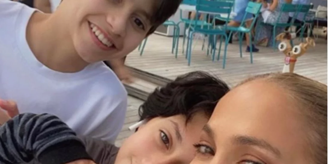 "Μου διδάξατε το πραγματικό νόημα της ζωής" | Το συγκινητικό βίντεο της Jennifer Lopez για τα παιδιά της