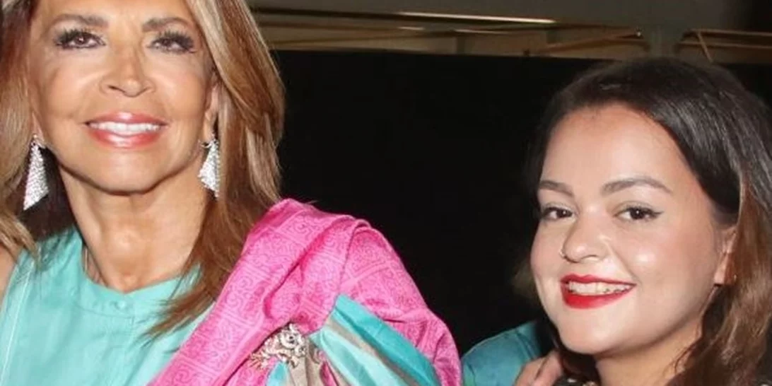 Μιμή Ντενίση | Για θαλασσινά στον Θεολόγο με την κόρη της, Μαριτίνα